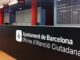 El Ayuntamiento de Barcelona amenaza con dar de baja a 1.172 personas del padrón municipal A pesar de las demandas de las entidades sociales que las acompañan y las recomendaciones de la Sindicatura de Greuges, el consistorio ha notificado la apertura de expedientes de baja padronal de las personas empadronadas en las sedes de las organizaciones.
